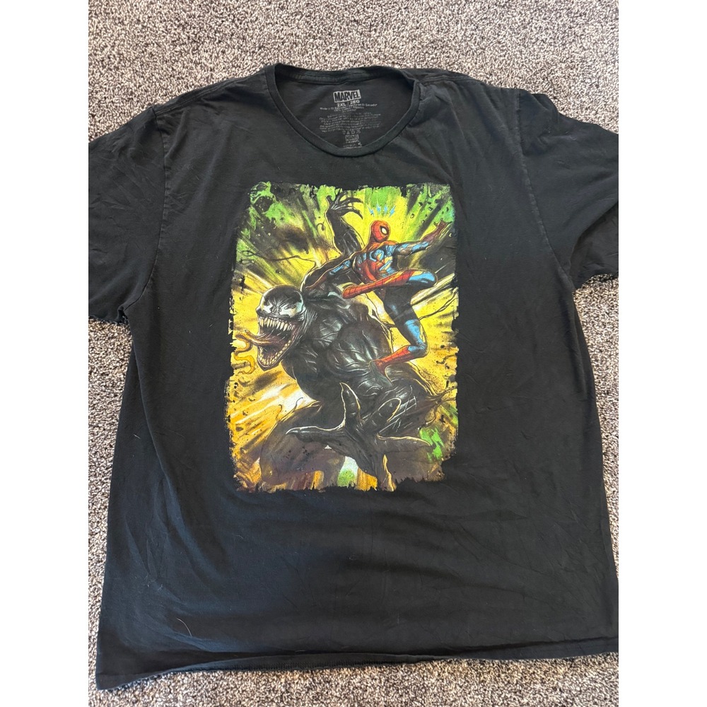 Marvel Spider-Man vs Venom Graphic T-Shirt Black 2XL Short Sleeve Cotton Tee